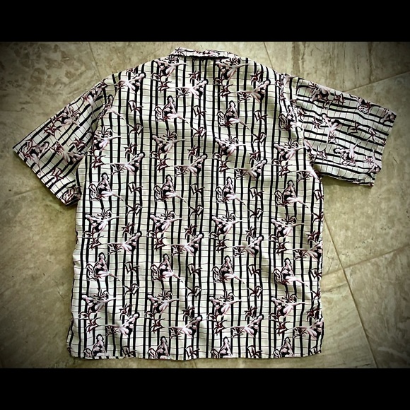 Aloha/Hawaiian Shirt featuring Bathing Beauties/Pin-Ups/Hotties - Picture 2 of 4